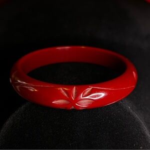 Vintage Carved Bakelite Bangle